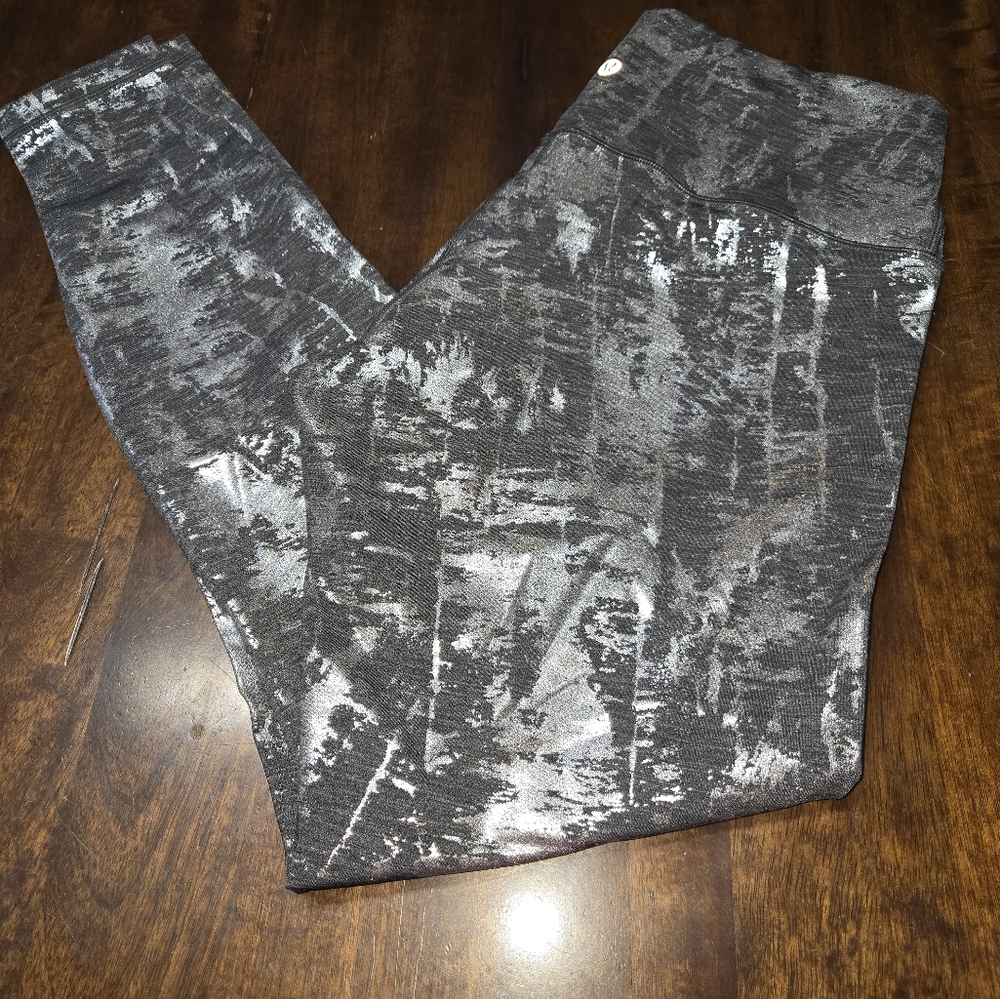 Lululemon silver foil wunder unders